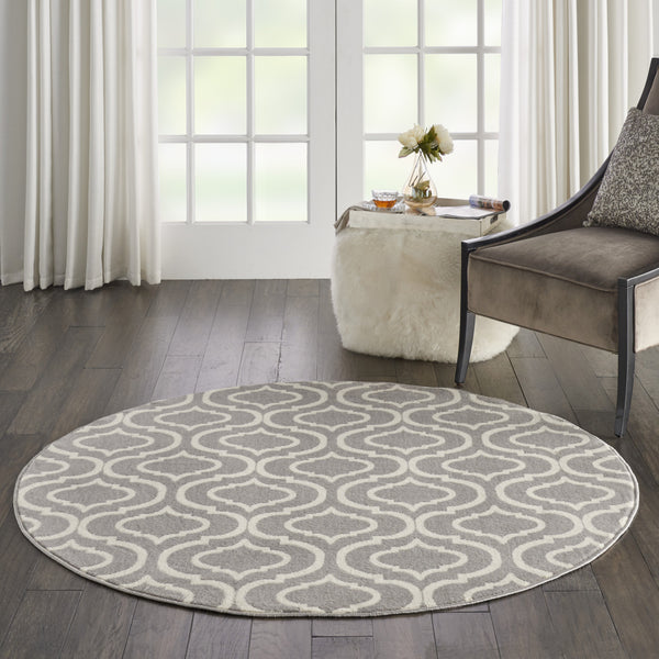 Homeroots 5' Gray Round Moroccan Power Loom Area Rug  Polypropylene 527690