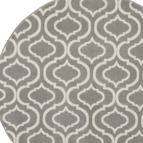 Homeroots 5' Gray Round Moroccan Power Loom Area Rug  Polypropylene 527690