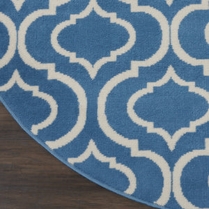 Homeroots 5' Gray Round Moroccan Power Loom Area Rug  Polypropylene 527695