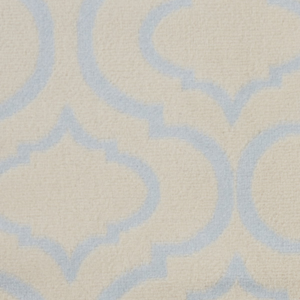 Homeroots 5' Gray Round Moroccan Power Loom Area Rug  Polypropylene 527704