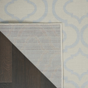 Homeroots 5' X 7' Gray Moroccan Power Loom Area Rug  Polypropylene 527707