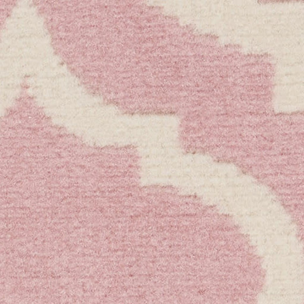 HomeRoots 6' Pink and Ivory Moroccan Area Rug - Modern Power Loomed Design for Stylish Home Décor and Comfort 6' X 9' 527710