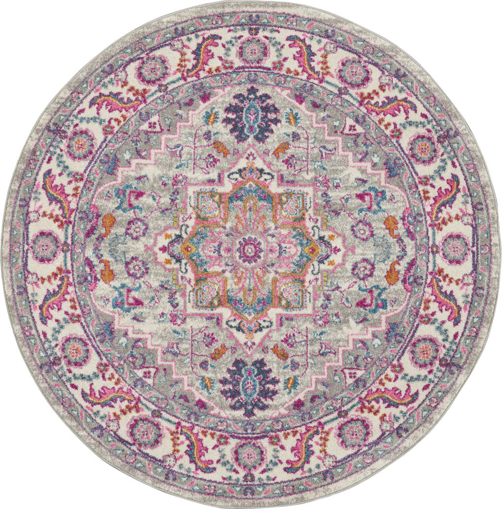 Homeroots 5' Gray Round Floral Power Loom Area Rug  Polypropylene 527732