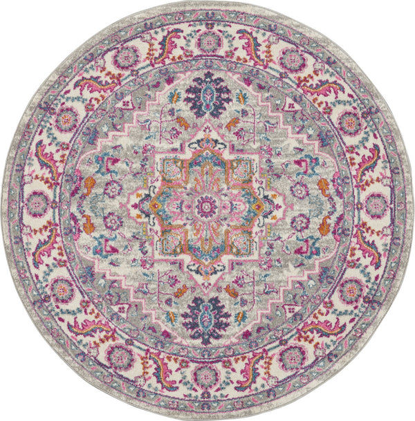 Homeroots 5' Gray Round Floral Power Loom Area Rug  Polypropylene 527732