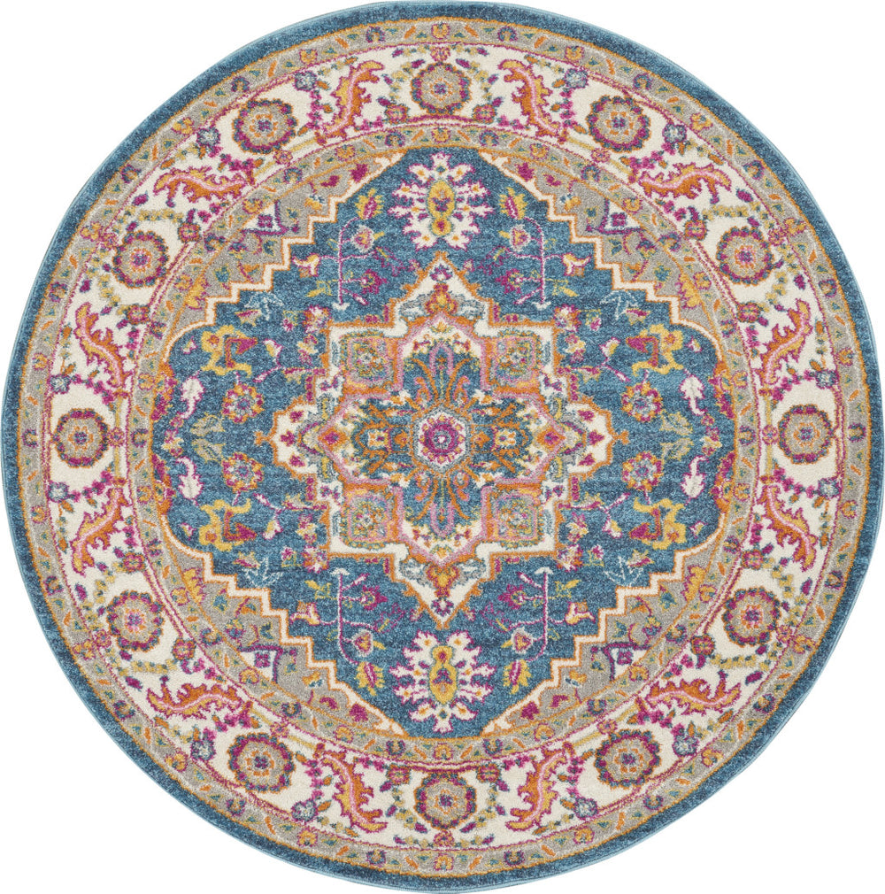 Homeroots 5' Gray Round Floral Power Loom Area Rug  Polypropylene 527736