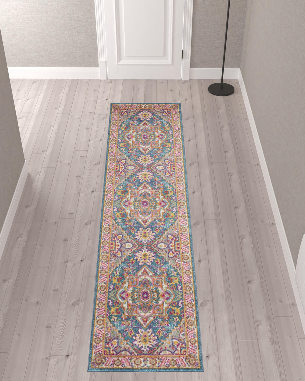 Homeroots 10' Gray Floral Power Loom Runner Rug  Polypropylene 527740