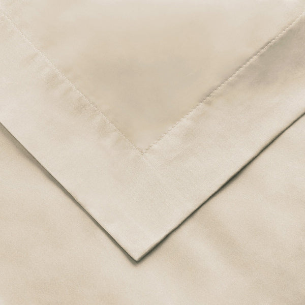 HomeRoots Ivory Queen Cotton Blend 650 Thread Count Duvet Cover Set - Luxurious, Washable & All-Season Comfort 528367