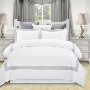 HomeRoots Gray Queen 100% Cotton Duvet Cover Set - 200 Thread Count, Breathable, Stylish, and Washable Bedding 528500