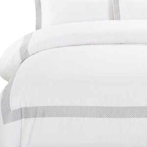 HomeRoots Gray Queen 100% Cotton Duvet Cover Set - 200 Thread Count, Breathable, Stylish, and Washable Bedding 528500