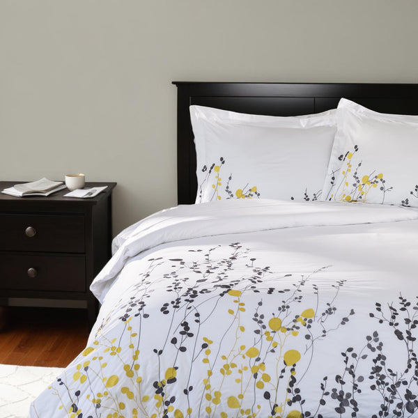 Homeroots Purple And White Queen 100% Cotton 200 Thread Count Washable Duvet Cover Set  Cotton 528557