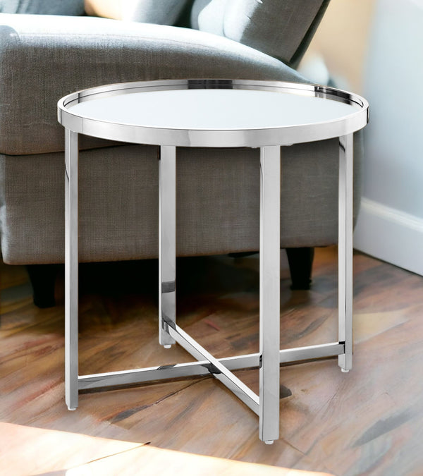 Homeroots 22" Silver Glass And Stainless Steel Round Mirrored End Table Chrome  528629