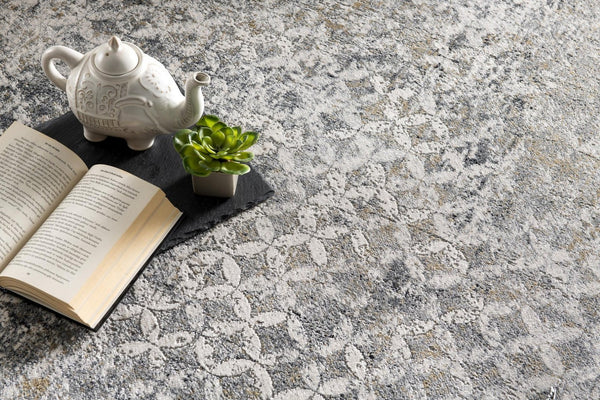 HomeRoots 9' X 12' Gray Abstract Area Rug - Washable, Non-Skid, Durable & Stylish for Modern Living Spaces 528828