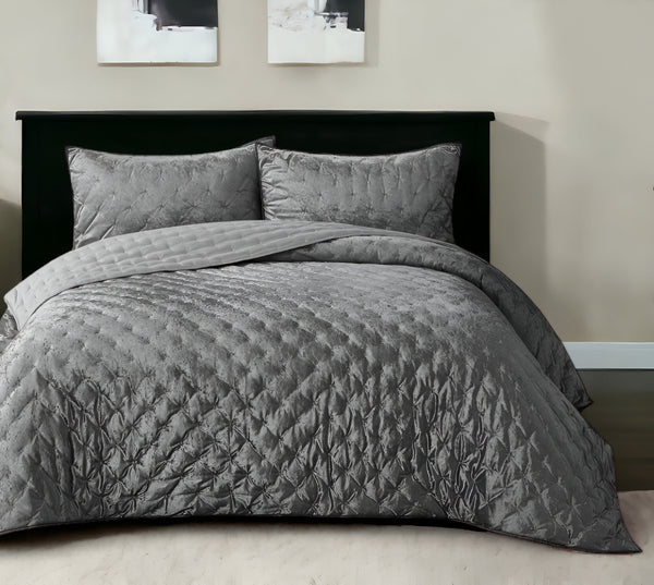 Homeroots Gray Queen Polyester 220 Thread Count Washable Down Comforter Set Grey,Full,Queen Velvet 528880