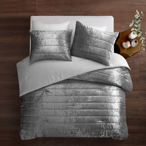 HomeRoots Blush Luxurious Down Comforter Set for Year-Round Warmth, Ultra-Soft Polyester & Easy Care Grey, King/California King King/California King 528891