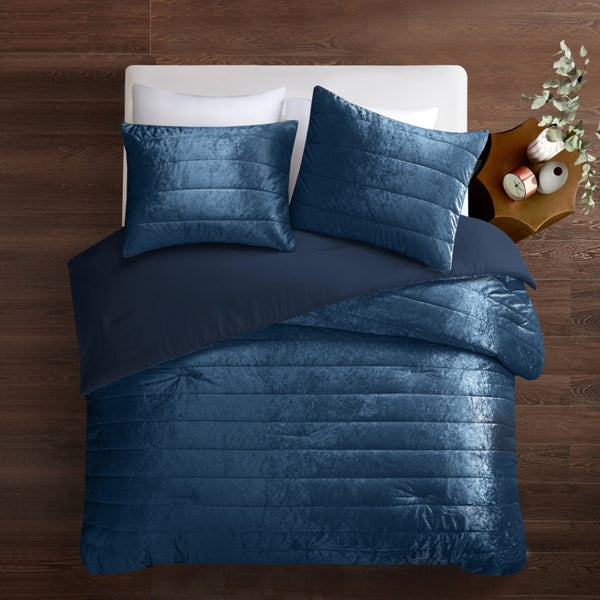 HomeRoots Blush Luxurious Down Comforter Set for Year-Round Warmth, Ultra-Soft Polyester & Easy Care Navy, King/California King King/California King 528894