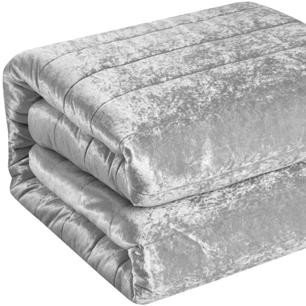 HomeRoots Blush Luxurious Down Comforter Set for Year-Round Warmth, Ultra-Soft Polyester & Easy Care Silver, King/California King King/California King 528897