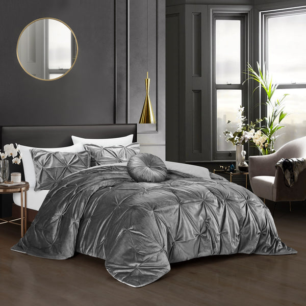 Homeroots Gray Queen Polyester 130 Thread Count Washable Down Comforter Set Grey,Full,Queen Velvet 528903