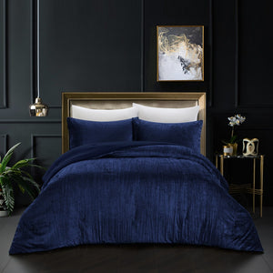 HomeRoots Beige Down Comforter Set - Lightweight, Breathable, and Washable for Year-Round Comfort and Style Navy, King/California King King/California King 528946