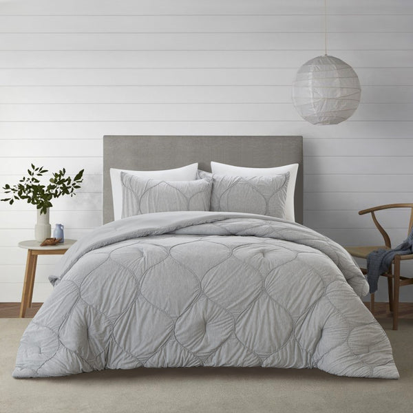 HomeRoots Blush Comforter Set - Luxurious Down Filled Polyester for Year-Round Warmth and Easy Care Grey, Full/Queen Full/Queen 528983