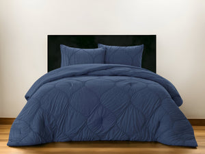 HomeRoots Blush Comforter Set - Luxurious Down Filled Polyester for Year-Round Warmth and Easy Care Navy, King/California King King/California King 528985