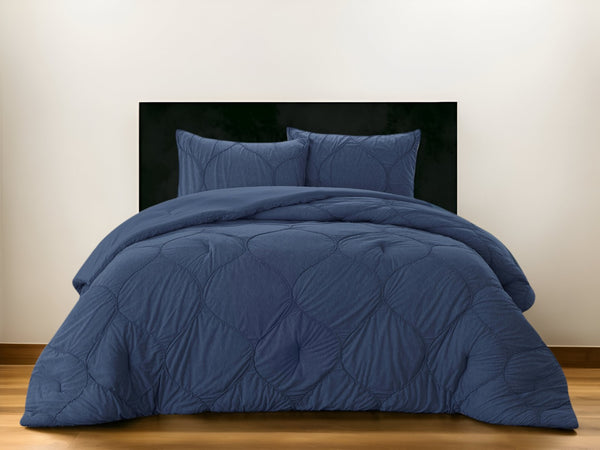 HomeRoots Blush Comforter Set - Luxurious Down Filled Polyester for Year-Round Warmth and Easy Care Navy, King/California King King/California King 528985
