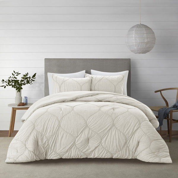HomeRoots Blush Comforter Set - Luxurious Down Filled Polyester for Year-Round Warmth and Easy Care White, Full/Queen Full/Queen 528989