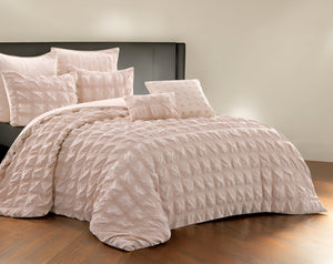 Homeroots Blush Queen Polyester 180 Thread Count Washable Duvet Cover Set Blush,Full,Queen Polyester 529023