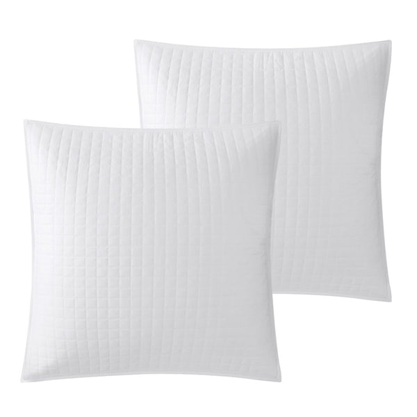 HomeRoots Beige Duvet Cover Set - Luxurious Polyester, Soft 220 Thread Count, Easy Care for Year-Round Comfort White, King/California King King/California King 529046