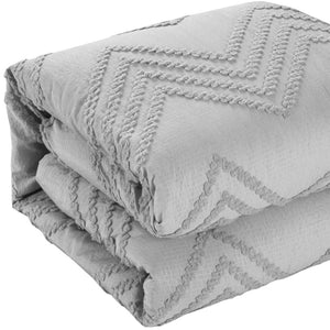 HomeRoots Beige Duvet Cover Set - Soft, Durable Polyester with 180-Thread Count for Year-Round Comfort & Style Grey, King/California King King/California King 529058