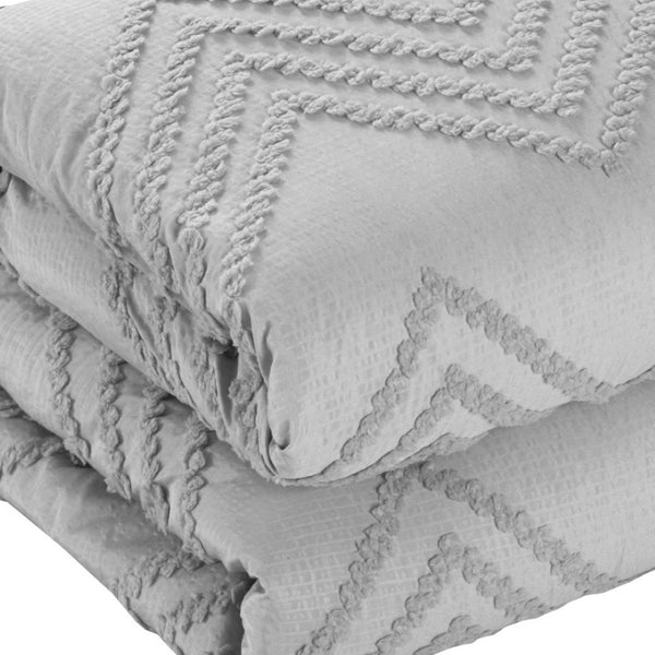 HomeRoots Beige Duvet Cover Set - Soft, Durable Polyester with 180-Thread Count for Year-Round Comfort & Style Grey, King/California King King/California King 529058