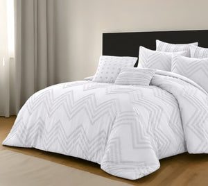 HomeRoots Beige Duvet Cover Set - Soft, Durable Polyester with 180-Thread Count for Year-Round Comfort & Style White, King/California King King/California King 529061