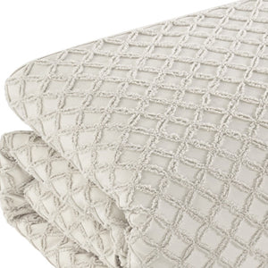 HomeRoots Beige Duvet Cover Set - Luxe Polyester, 140 Thread Count, Machine Washable, All-Season Comfort Beige, King/California King King/California King 529064