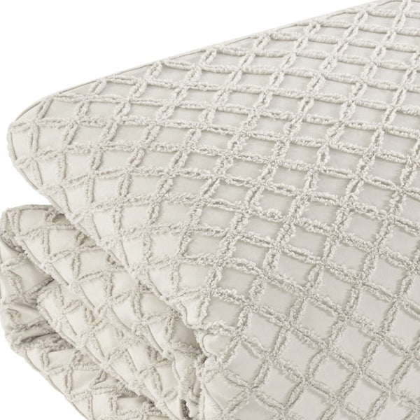 HomeRoots Beige Duvet Cover Set - Luxe Polyester, 140 Thread Count, Machine Washable, All-Season Comfort Beige, King/California King King/California King 529064