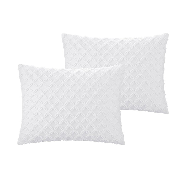 HomeRoots Beige Duvet Cover Set - Luxe Polyester, 140 Thread Count, Machine Washable, All-Season Comfort White, King/California King King/California King 529076