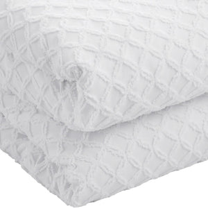 HomeRoots Beige Duvet Cover Set - Luxe Polyester, 140 Thread Count, Machine Washable, All-Season Comfort White, King/California King King/California King 529076