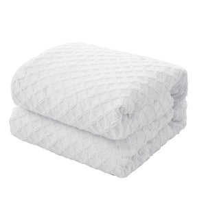 HomeRoots Beige Duvet Cover Set - Luxe Polyester, 140 Thread Count, Machine Washable, All-Season Comfort White, King/California King King/California King 529076