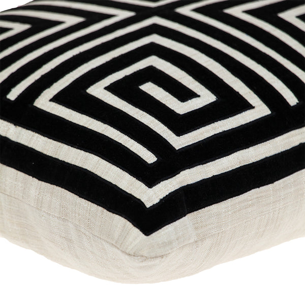 Homeroots 22" Beige And Black Geometric Polyester And Cotton Blend Throw Pillow With Applique   529210