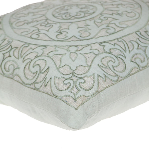 Homeroots 22" Beige And Green Damask Linen Blend Throw Pillow With Embroidery And Applique   529237