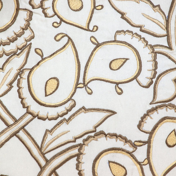 Homeroots 22" Brown And White Cotton Throw Pillow With Embroidery   529252