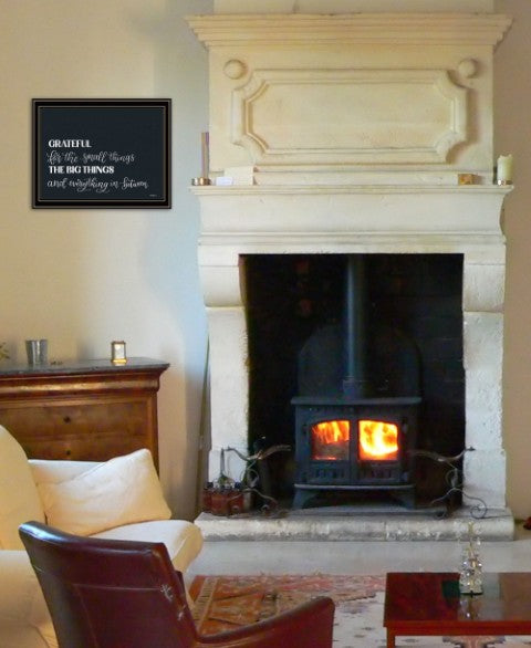 Homeroots Grateful Framed Print Wall Art - Rustic Home Decor For Modern Farmhouse Style And Focal Points Black And Gold Wood 529805