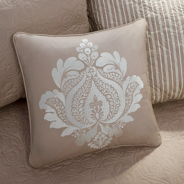 English Elm 6 Madison Park Quebec Daybed Cover Set Reversible Twin 6-Piece Cottage Quilted Microfiber with Antimicrobial Protection khaki 17.72 L x 15.75 W x 8.66 H B03597486