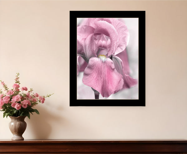 Homeroots Pink Iris Framed Print Wall Art - Trendy Rustic Decor For Modern Farmhouse Style Spaces Black Wood 530021