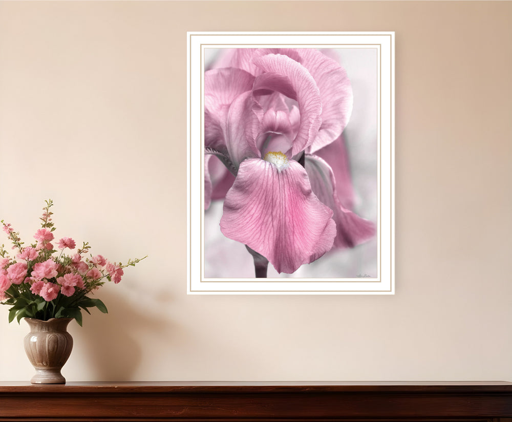 Homeroots Pink Iris Framed Print Wall Art - Trendy Rustic Decor For Modern Farmhouse Style Spaces White Wood 530023