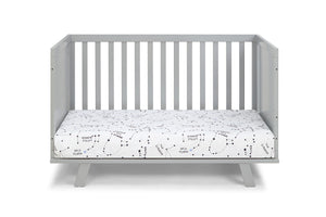 Homeroots Light Gray Solid And Manufactured Wood Standard Three In One Convertible Crib   530226