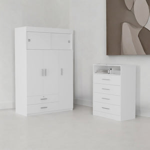 Homeroots 47" White Four Drawer Dresser  Manufactured Wood 530266