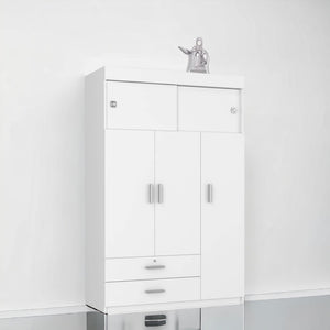 Homeroots 47" White Four Drawer Dresser  Manufactured Wood 530266