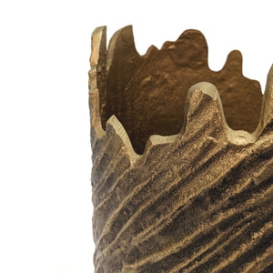 Homeroots 17" Gold Abstract Aluminum Table Vase  Aluminum 530277