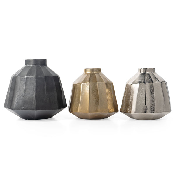 Homeroots 11" Gray Geometric Round Aluminum Table Vase  Aluminum 530282