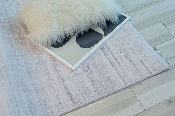 Homeroots 5' X 8' Beige Abstract Area Rug  Polyester 530524