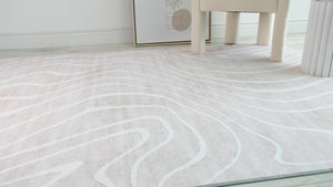 Homeroots 4' X 6' Beige And Ivory Abstract Distressed Area Rug  Polyester 530527